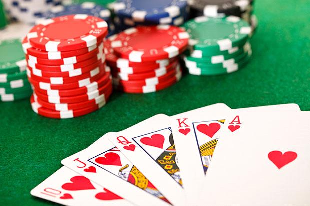 Välkommen till Pokerklubben - här lär vi dig hur man spelar poker på riktigt!